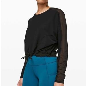 Lululemon reach for the run long sleeve